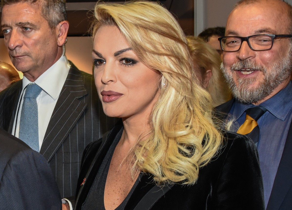 Berlusconi, da Carla Dall’Oglio a Fascina: amori ufficiali e non del Cavaliere Berlusconi, da Carla Dall’Oglio a Fascina: amori ufficiali e non del Cavaliere
