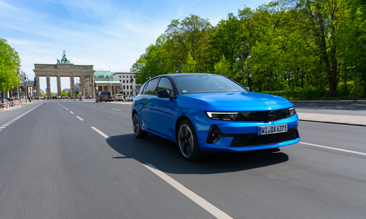 Nuova Opel Astra Elettrica apre la strada ad una nuova era