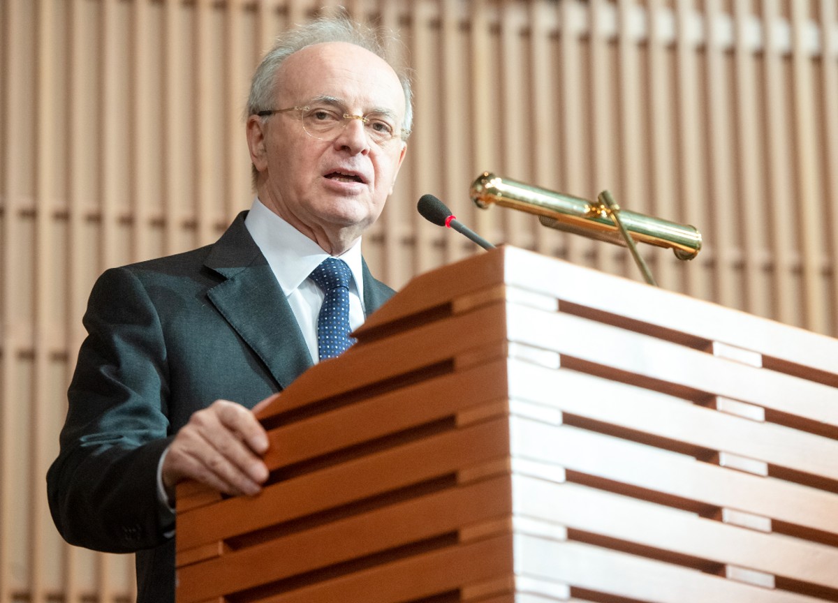 L’ex pm Davigo condannato a 1 anno e 3 mesi per rivelazione di segreto L’ex pm Davigo condannato a 1 anno e 3 mesi per rivelazione di segreto