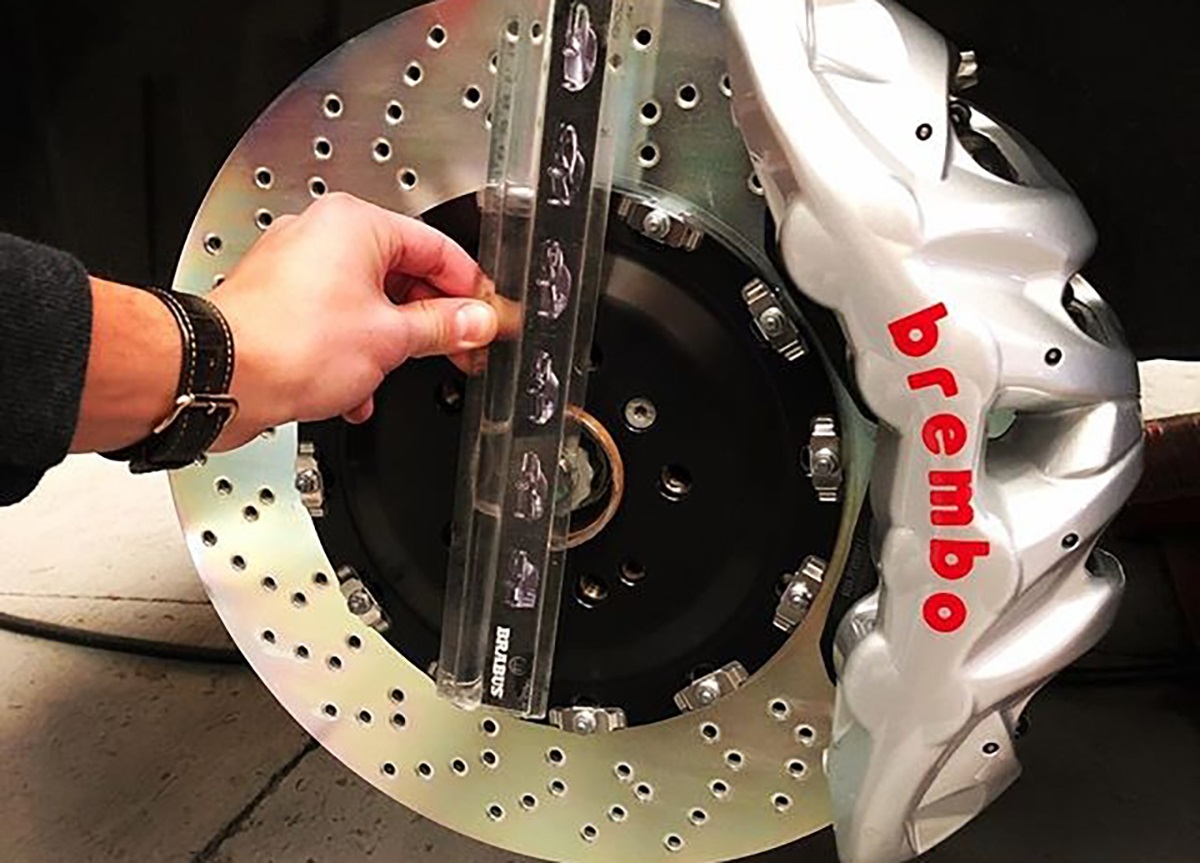 Brembo, sede legale in Olanda. Continua la fuga all’estero dei marchi italiani