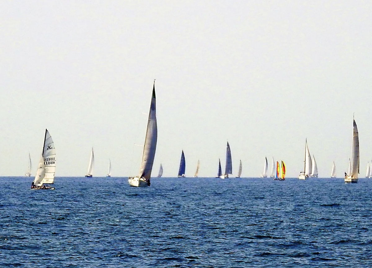 Ostia, domenica sarà come un’eclissi: 100 vele in mare oscureranno il sole