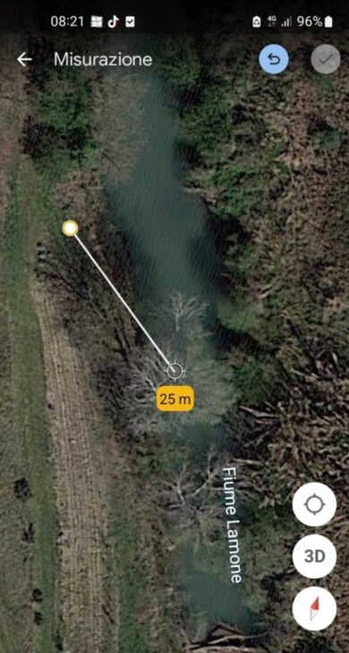 Emilia Romagna, alberi da 20 metri nei letti dei fiumi. Bonaccini inchiodato