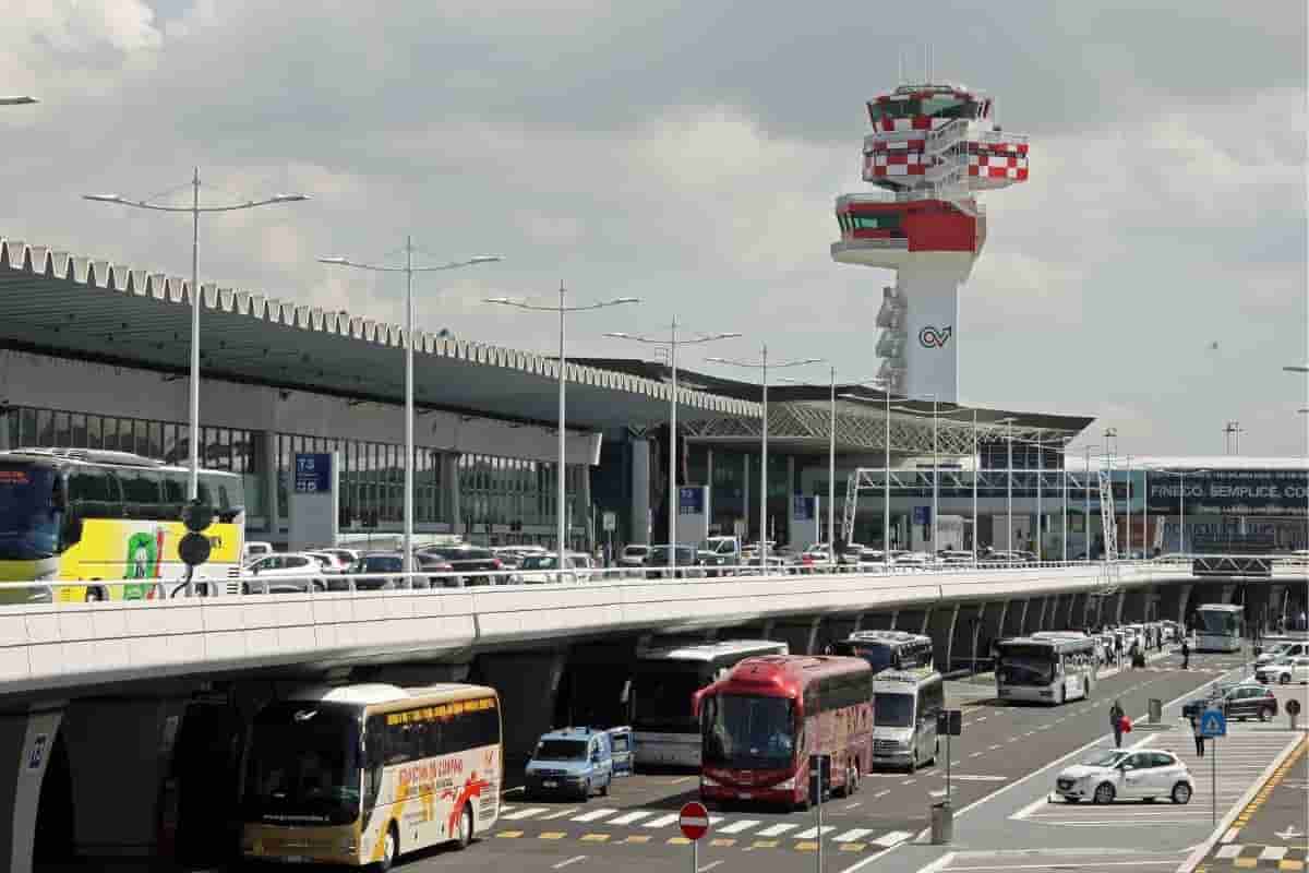 Enel X, a Fiumicino arriva maxi impianto fotovoltaico: il più grande d’Europa Enel X, a Fiumicino arriva maxi impianto fotovoltaico: il più grande d’Europa