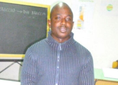 Clochard ucciso a botte a Napoli, convalidato il fermo per i due 16enni