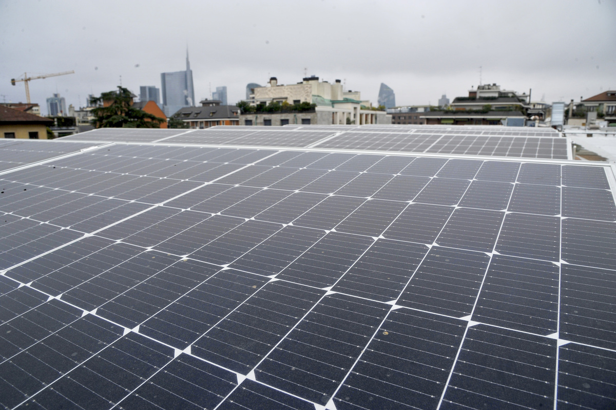 Enel X, a Fiumicino arriva maxi impianto fotovoltaico: il più grande d’Europa Enel X, a Fiumicino arriva maxi impianto fotovoltaico: il più grande d’Europa