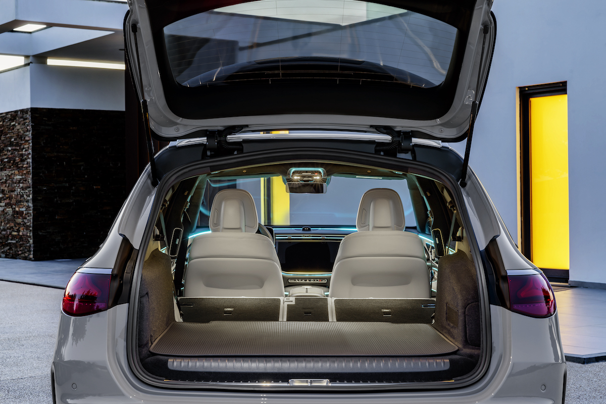 Nuova Mercedes Classe E Station-Wagon, quando lo spazio sposa la tecnologia Nuova Mercedes Classe E Station-Wagon, quando lo spazio sposa la tecnologia