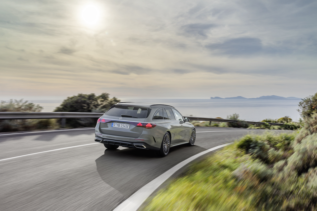 Nuova Mercedes Classe E Station-Wagon, quando lo spazio sposa la tecnologia Nuova Mercedes Classe E Station-Wagon, quando lo spazio sposa la tecnologia