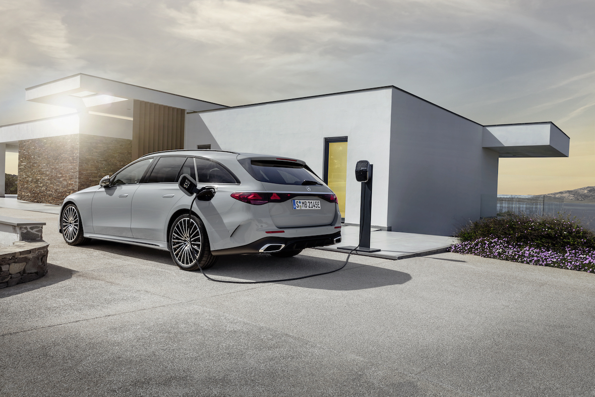 Nuova Mercedes Classe E Station-Wagon, quando lo spazio sposa la tecnologia Nuova Mercedes Classe E Station-Wagon, quando lo spazio sposa la tecnologia