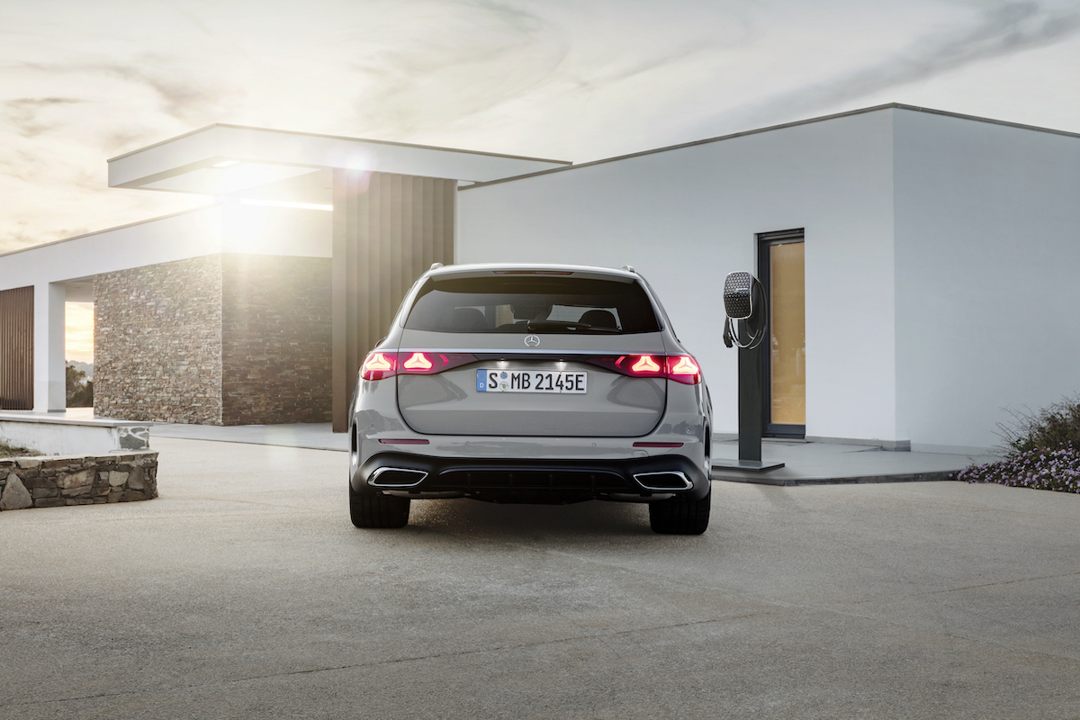 Nuova Mercedes Classe E Station-Wagon, quando lo spazio sposa la tecnologia Nuova Mercedes Classe E Station-Wagon, quando lo spazio sposa la tecnologia