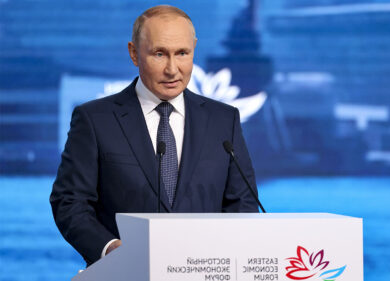 Putin parla alla nazione: “Pugnalati alle spalle. Puniremo i traditori”