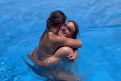 Paula Badosa, camicetta bianca o allenamento con Tsitsipas? Che doppietta!