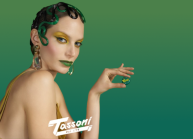 Tassoni riporta in Tv il jingle di Mina: il rebranding tra lusso e tradizione