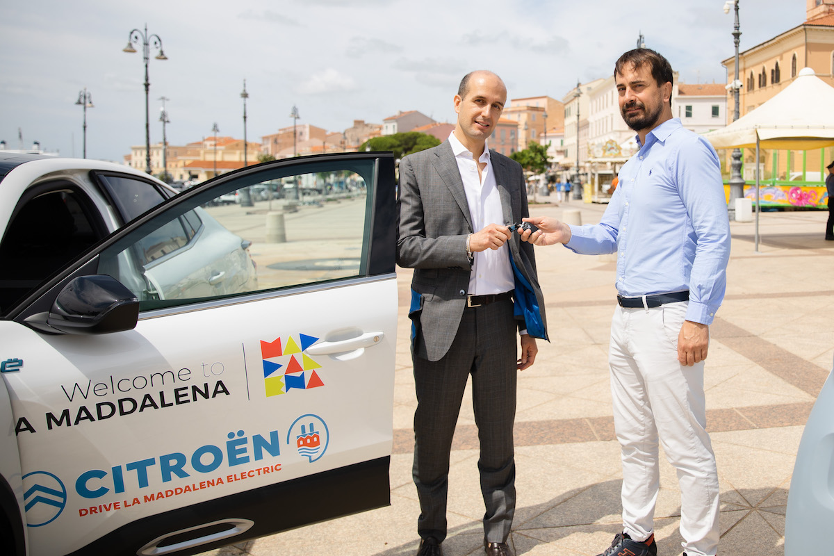 Citroën promuove la mobilità elettrica sull’ isola della Maddalena Citroën promuove la mobilità elettrica sull’ isola della Maddalena