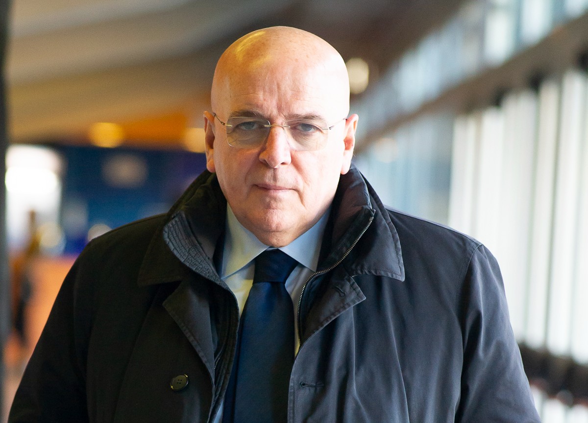 ‘Ndrangheta, blitz in Calabria: indagato anche l’ex governatore Oliverio (Pd) ‘Ndrangheta, blitz in Calabria: indagato anche l’ex governatore Oliverio (Pd)