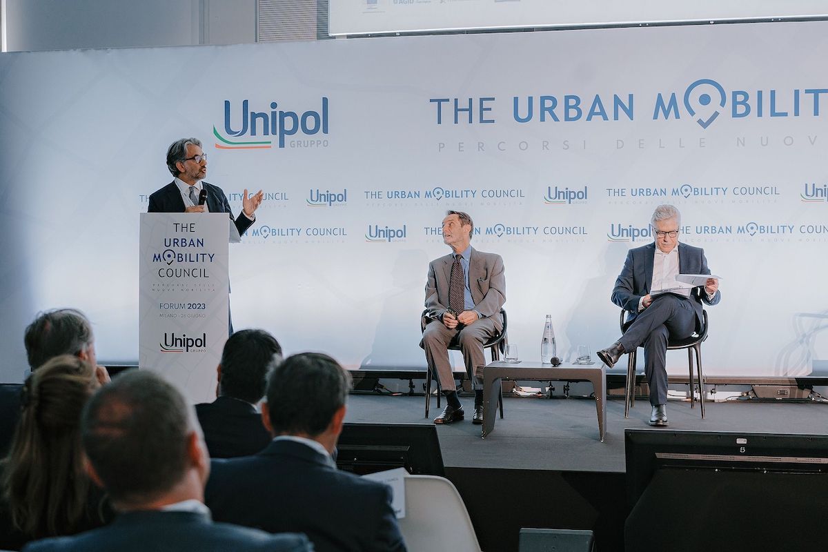 Mobilità: solo 3 auto su 10 possono essere sostituite da una vettura elettrica