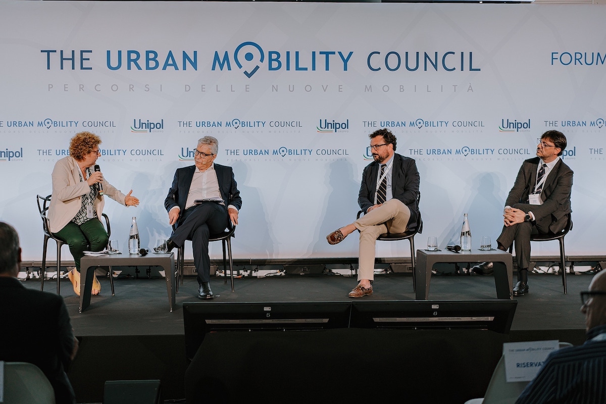 Mobilità: solo 3 auto su 10 possono essere sostituite da una vettura elettrica