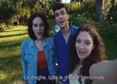 “Tutte le droghe fanno male”, lo spot del governo con Mancini scatena il web