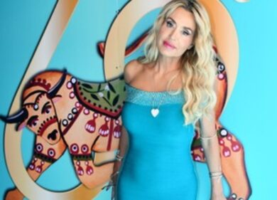 Valeria Marini: “Il successo per me è il calore che mi riserva la gente”