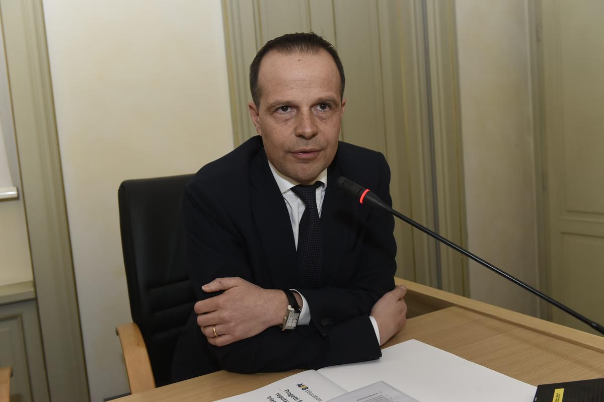 Mediobanca, intesa con Apollo GM: rapidità-flessibilità nell’uso dei capitali Mediobanca, intesa con Apollo GM: rapidità-flessibilità nell’uso dei capitali