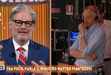 Dritto e Rovescio, Del Debbio: “Faccio il cazzo che mi pare”. La faccia del tecnico dice tutto. VIDEO