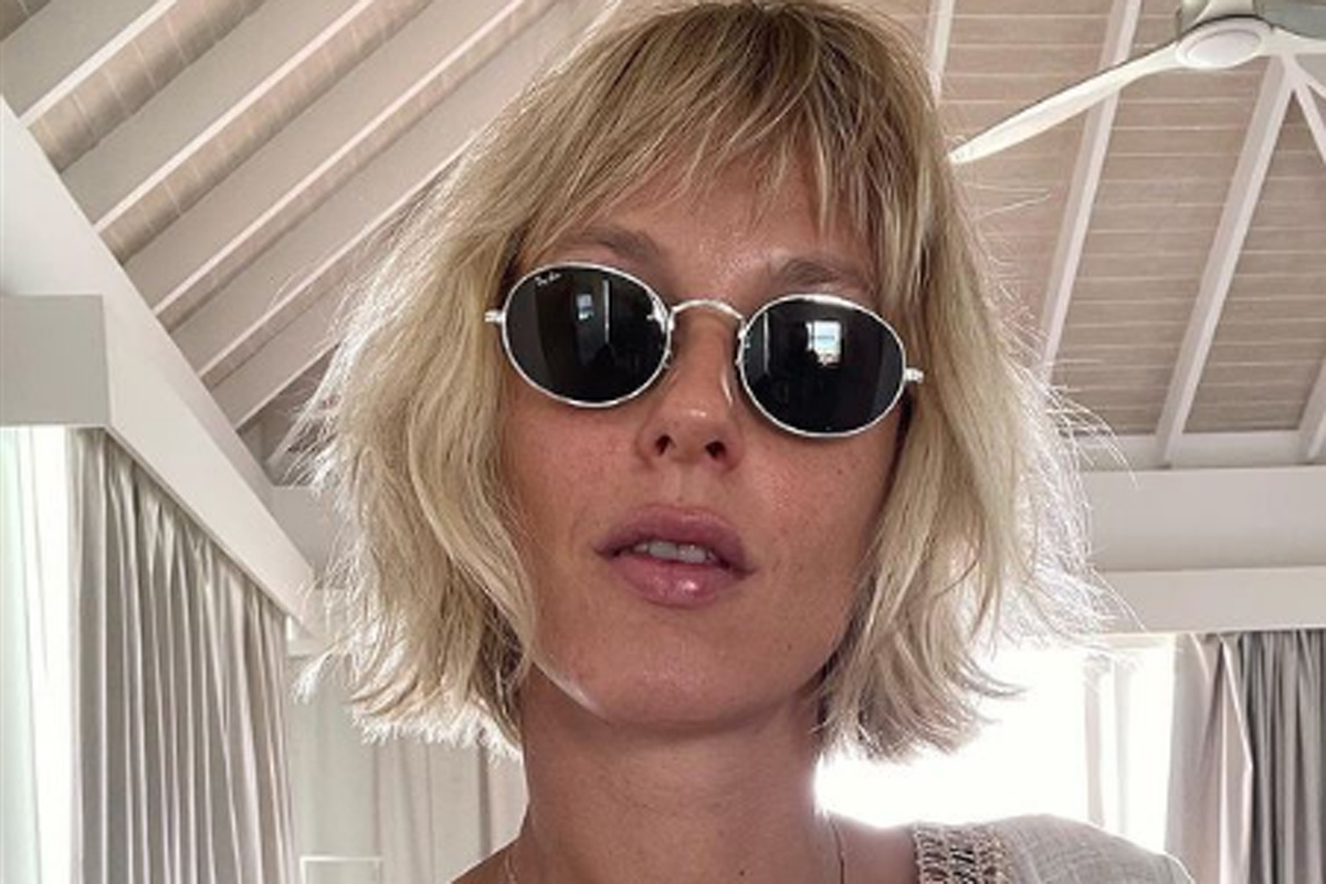 Federica Pellegrini vestitino corto ‘figlia dei fiori’: Divina sensualissima.. Federica Pellegrini vestitino corto ‘figlia dei fiori’: Divina sensualissima..
