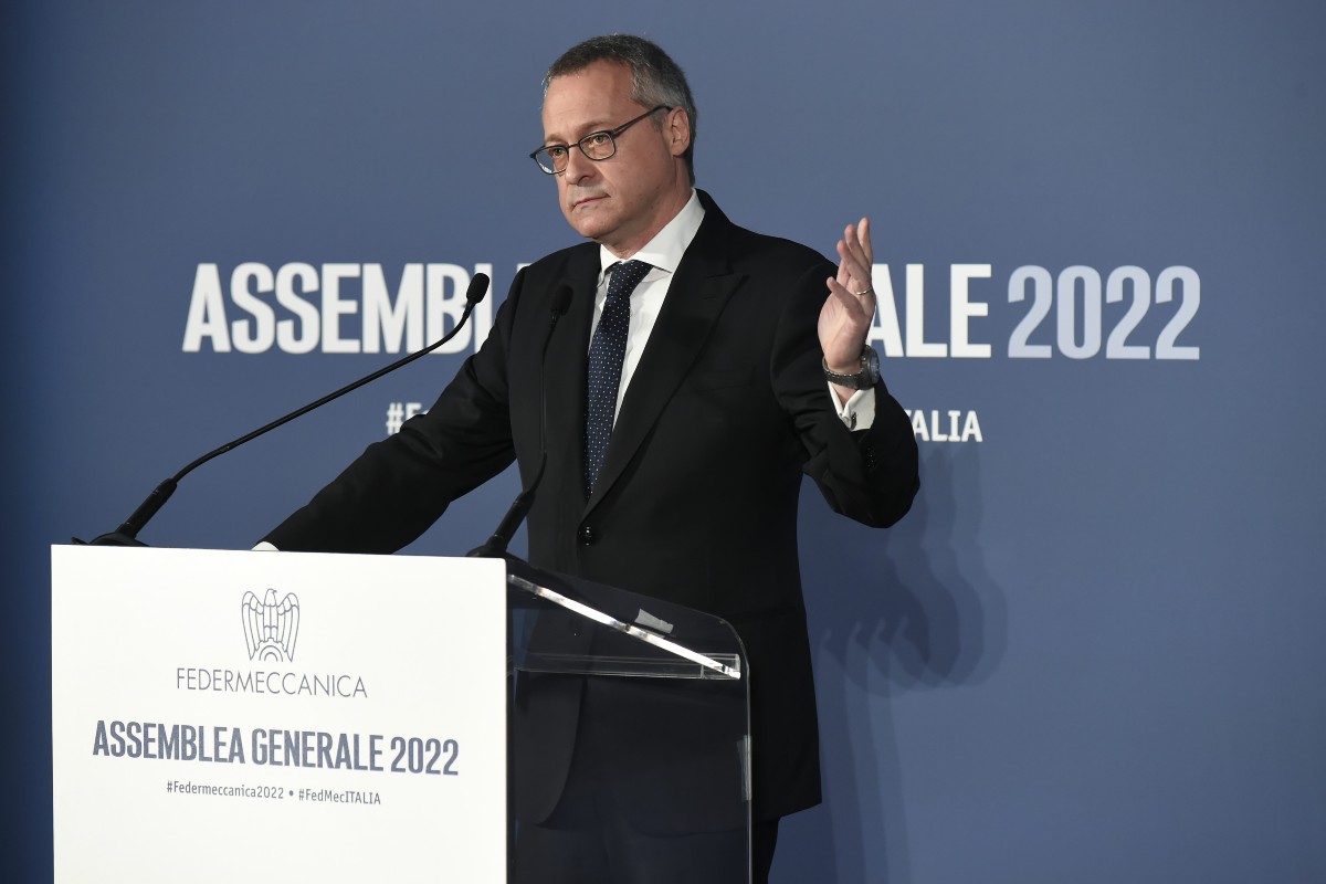 Confindustria, Bonomi in minoranza e verso l’addio. La corsa alla successione Confindustria, Bonomi in minoranza e verso l’addio. La corsa alla successione