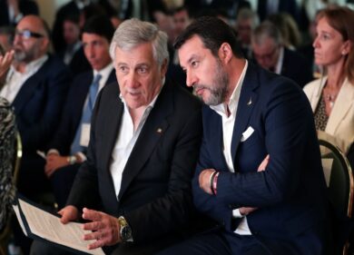 Ue, Tajani: “Nessun accordo con Le Pen e Afd”. La Lega replica: “No ai diktat”