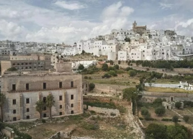 Vista Hotel, i Passera puntano sulla Puglia: a Ostuni il resort extralusso
