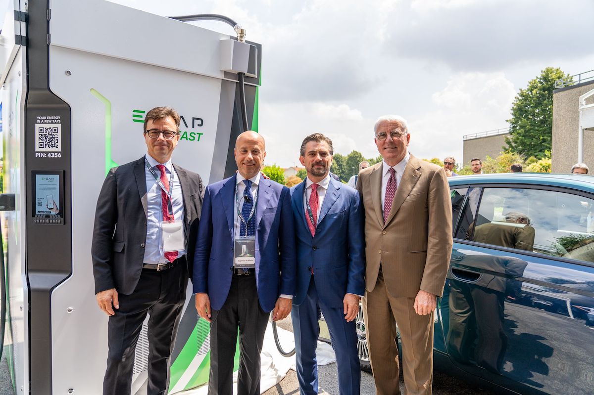 E-GAP lancia “E-GAP FAST” la prima colonnina off-grid E-GAP lancia “E-GAP FAST” la prima colonnina off-grid