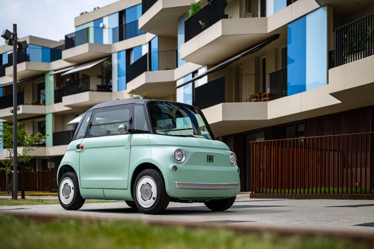 Fiat svela la nuova Topolino: la microcar elettrica per la città