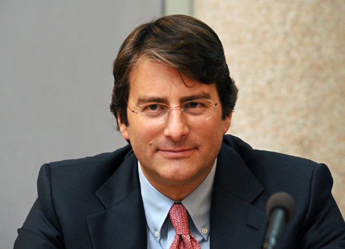 Intesa Sanpaolo: siglato accordo con Adepp a favore dei liberi professionisti Intesa Sanpaolo: siglato accordo con Adepp a favore dei liberi professionisti