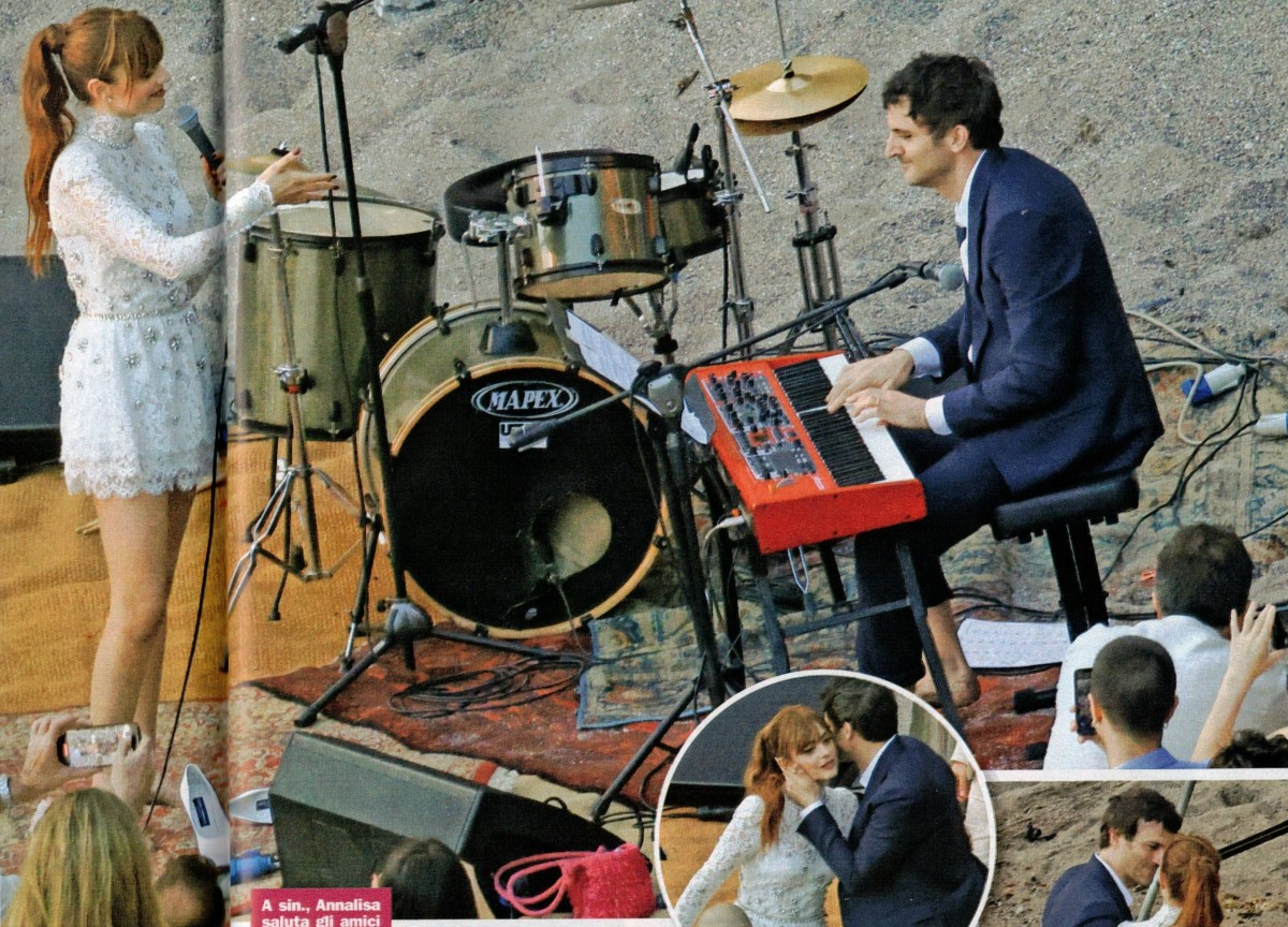 Annalisa dice (due) sì a Francesco Muglia. Ecco gli ospiti e le foto del party Annalisa dice (due) sì a Francesco Muglia. Ecco gli ospiti e le foto del party