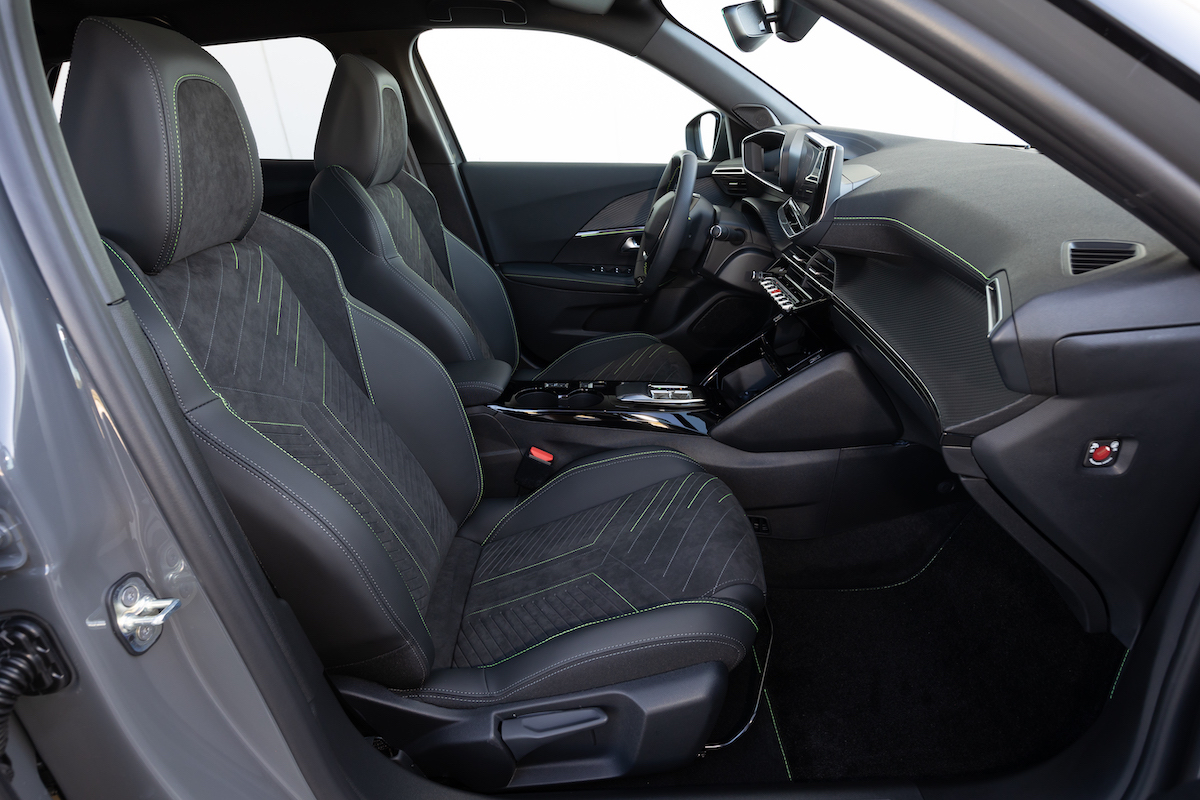 Peugeot: debuttano le nuove motorizzazioni sulla 2008, 3008, e 5008 Peugeot: debuttano le nuove motorizzazioni sulla 2008, 3008, e 5008