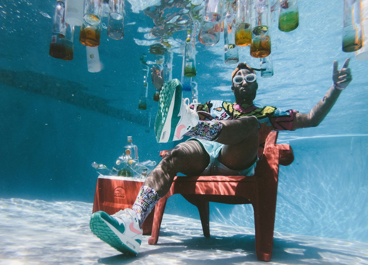 Bagno nudi nelle piscine, la gang assalta le ville: caccia aperta alla banda