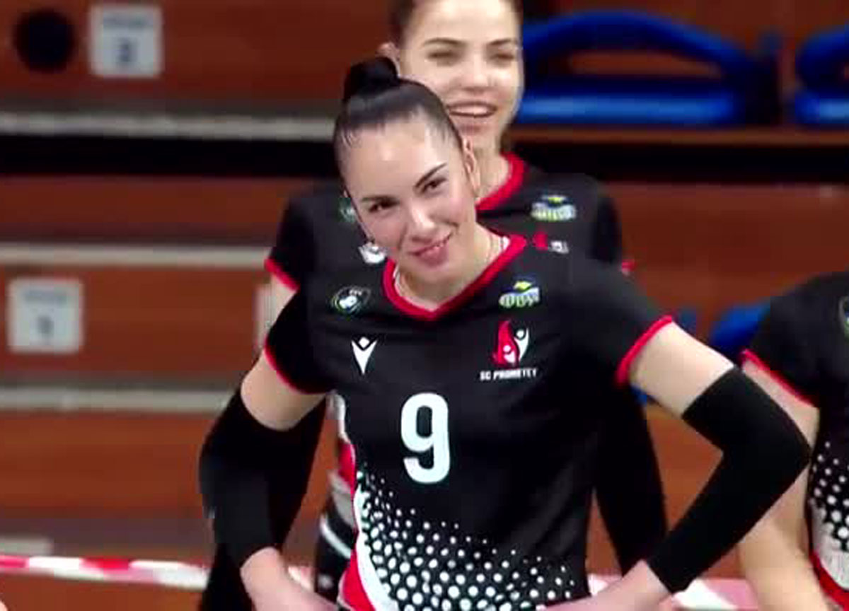 La sexy Uliya Gerasymova sogna di giocare in Italia con lei 2 mln di follower La sexy Uliya Gerasymova sogna di giocare in Italia con lei 2 mln di follower