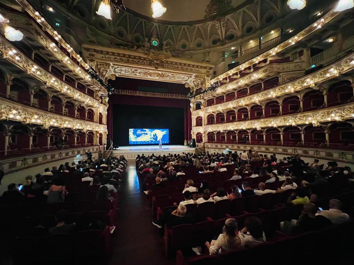 A Bari “La Ripartenza, liberi di pensare” di Nicola Porro A Bari “La Ripartenza, liberi di pensare” di Nicola Porro