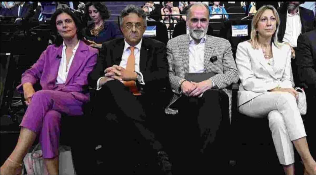 Palinsesti Rai. Il dietro le quinte della presentazione a Napoli. Tutti i nomi