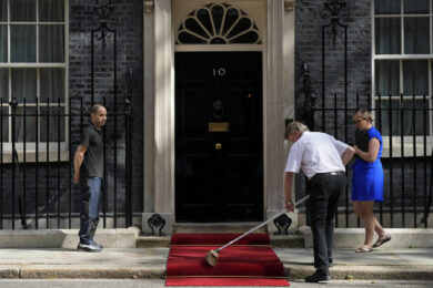 Biden incontra Sunak a Londra: “Rapporti tra Usa e Uk solidi come una roccia”