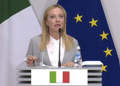 Meloni visita il fianco est della Nato: “Attenti su difesa e sicurezza”