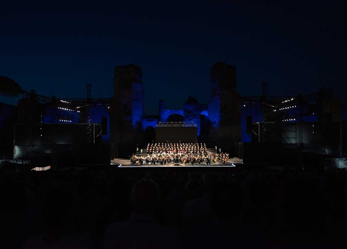 Caracalla da record, tutto esaurito per Myung-Whun Chun e la Nona di Beethoven Caracalla da record, tutto esaurito per Myung-Whun Chun e la Nona di Beethoven