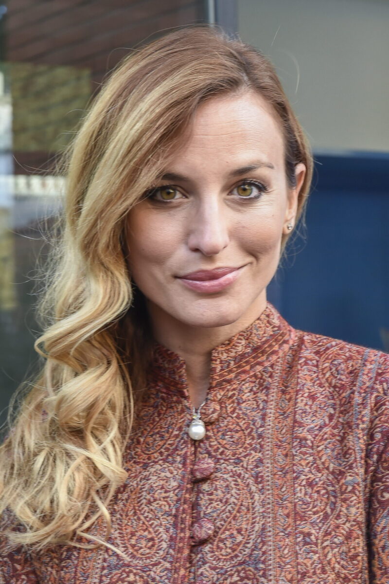 “Annullate il concerto: è fascista”: rivolta francese contro Beatrice Venezi “Annullate il concerto: è fascista”: rivolta francese contro Beatrice Venezi