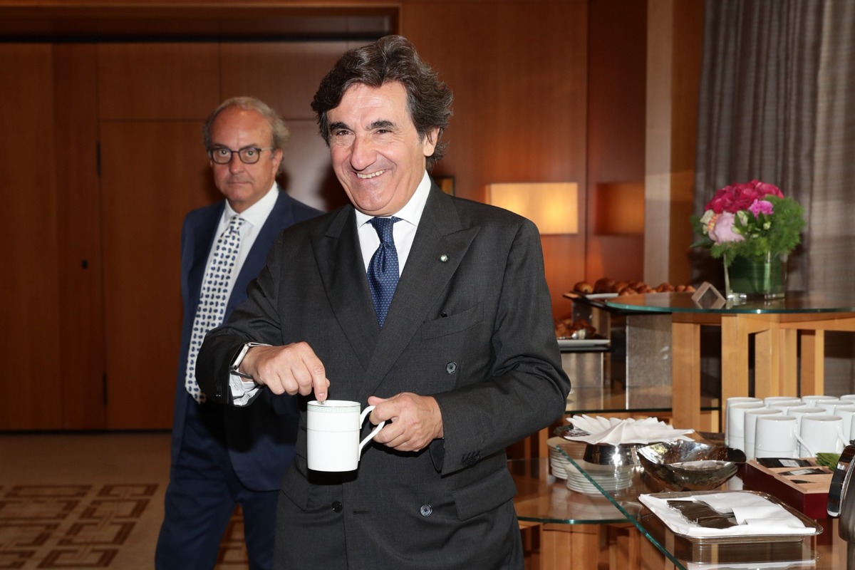 Galleria foto 'Cairo: “Mediaset, scalata fattibile sulla carta. Io in politica? Mai dire mai”' - foto 1
