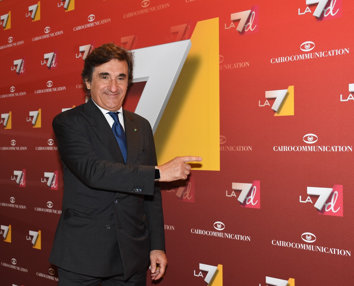 LA7 presentazione programmi con Urbano Cairo LA7 presentazione programmi con Urbano Cairo