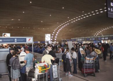 Caro voli, multa alle compagnie? Non basta. Serve rimborsare i consumatori