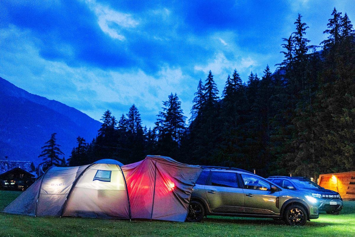 Dacia leader nelle vendite mercato auto privati in Italia Dacia leader nelle vendite mercato auto privati in Italia