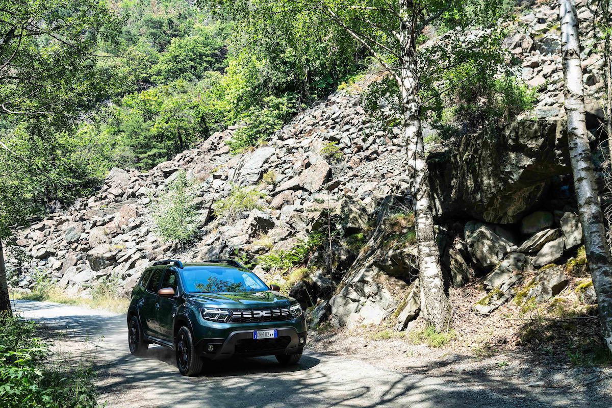 Dacia leader nelle vendite mercato auto privati in Italia Dacia leader nelle vendite mercato auto privati in Italia