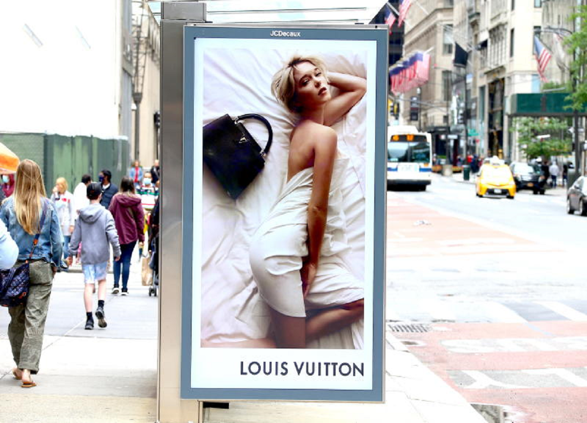 Immobiliare, Lvmh “fa bingo” a Parigi: Arnault acquista lo store Louis Vuitton Immobiliare, Lvmh “fa bingo” a Parigi: Arnault acquista lo store Louis Vuitton
