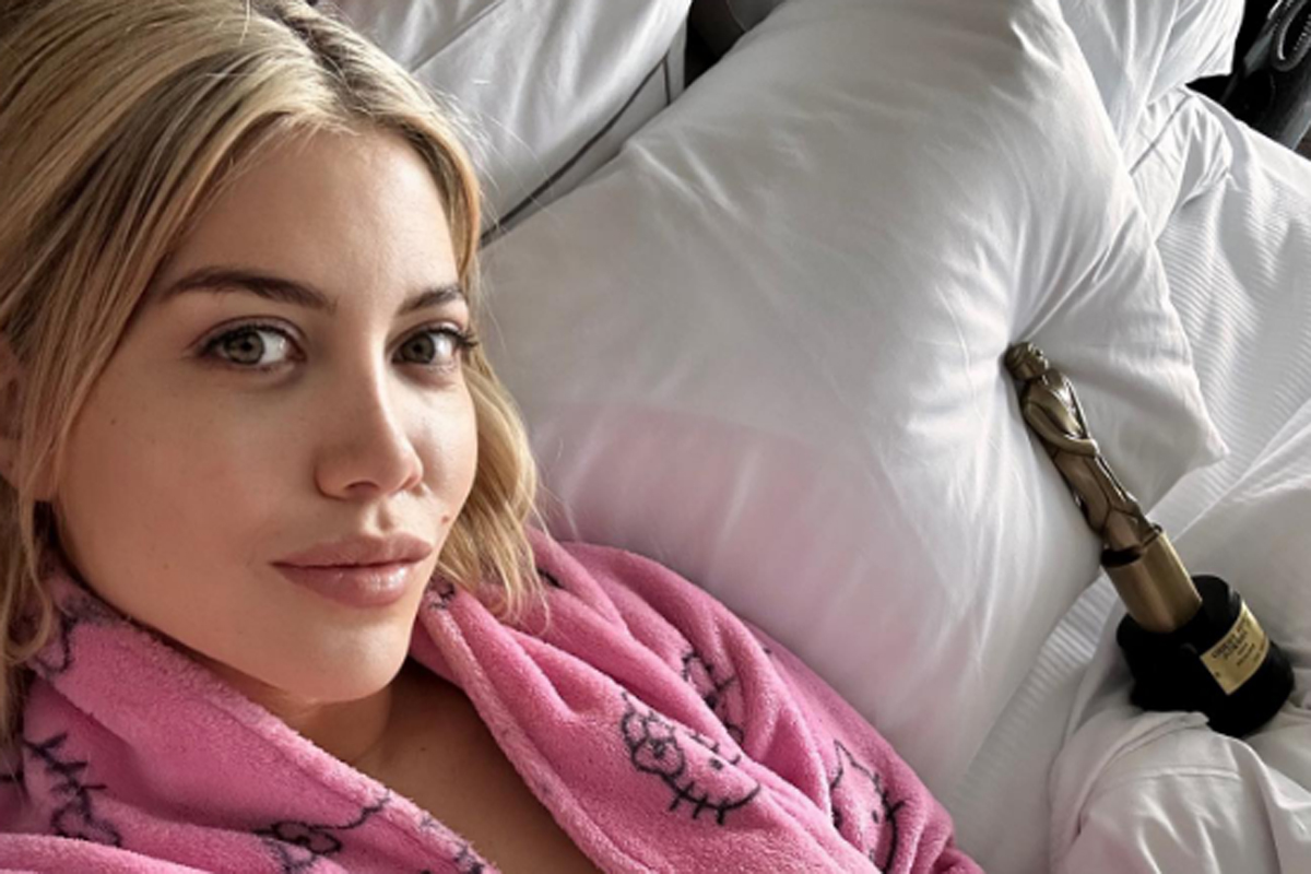 wanda nara oscar tv accappatoio reggiseno lady icardi wanda nara oscar tv accappatoio reggiseno lady icardi