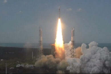 India lancia una missione spaziale: New Delhi conquista la Luna