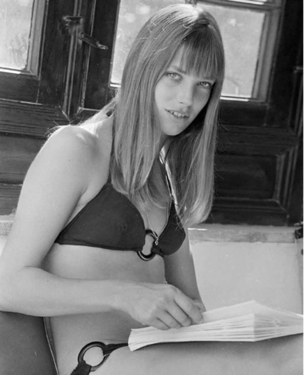 Morta Jane Birkin, un monumento sessuale: la cantante e attrice aveva 76 anni Morta Jane Birkin, un monumento sessuale: la cantante e attrice aveva 76 anni